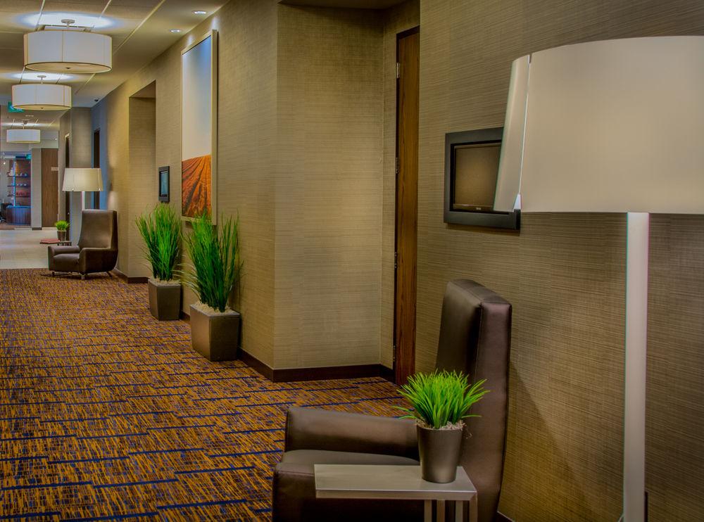 Courtyard By Marriott Winnipeg Airport Εξωτερικό φωτογραφία
